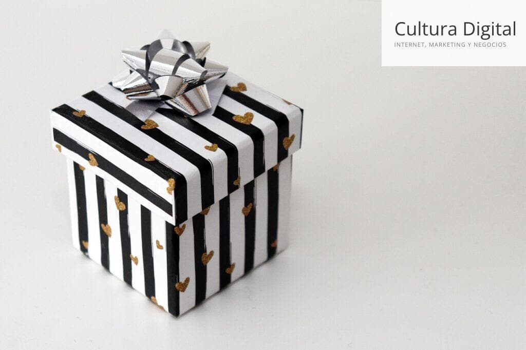 hacer un regalo